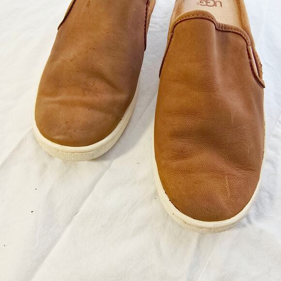UGG Gene Nubuck Slip on Brown Sneakers Slide Leather Size 7.5 - Picture 4 of 9